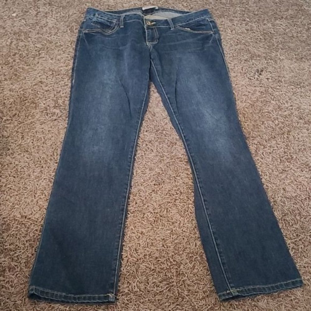 CAbi Jeans Style 514 Blue Moon Indie Slim Straight Leg Size 12 Jeans